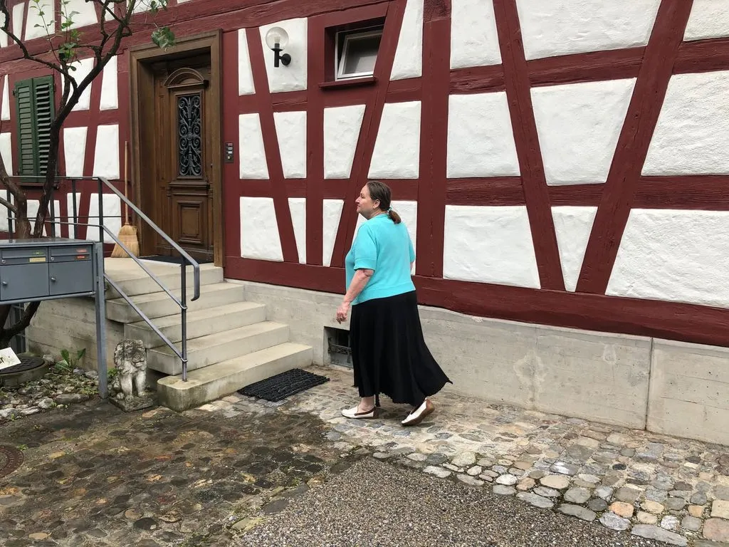 Storyteller vor Riegelhaus