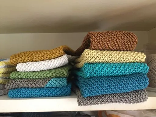 Sammlung handgemachter Abwaschlappen
