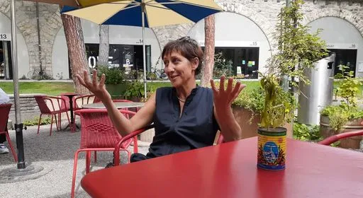 Portrait Storyteller